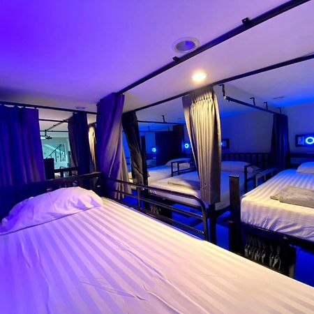 Longdoo Hostel Islas Phi Phi Exterior foto
